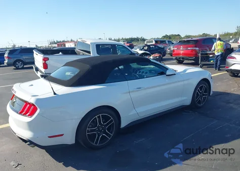 2018 Ford Mustang Ecoboost Premium из США, поврежденный, VIN 1FATP8UH1J5143072